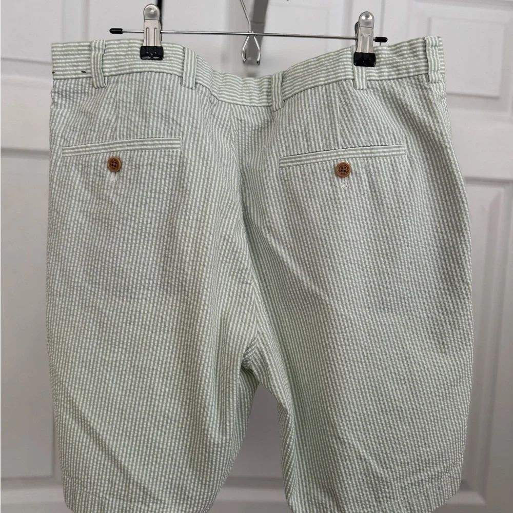 Brooks Brothers Washed Stretch Cotton Seersucker Shorts - Picture 8 of 12